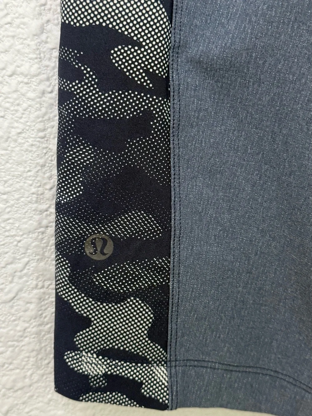 Lululemon | Namaste At The Beach Short | Deep Navy/Small Pebble Camo | Medium